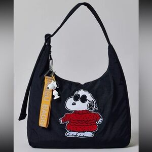 BAGGU Black Snoopy Shoulder Bag